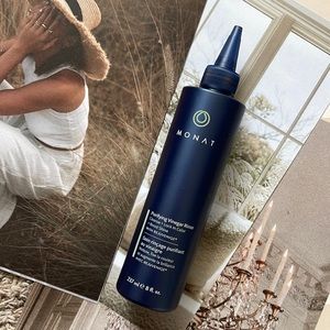 Monat Purifying vinegar rinse